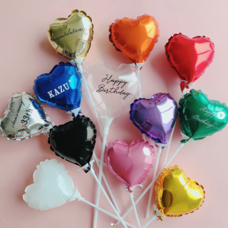 カラフルなバルーンにステッカーを貼って、オリジナルのバルーンに！！お誕生日やイベントなどにおすすめです。　“１００円で暮らしは楽しくなる“