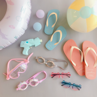 夏を楽しむ準備はできてる？🍉 たくさん遊んでエンジョイしちゃおう😎　“１００円で暮らしは楽しくなる“