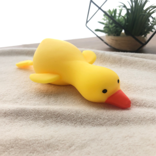 今日も一日、おつかれさま～🌼一緒にぐ～たらしよ～！　“１００円で暮らしは楽しくなる“