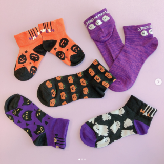 家族でリンクできるHalloween靴下🎃 ハロウィンカラーで足元から楽しんじゃおう♪　“１００円で暮らしは楽しくなる“