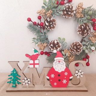 ちょっとしたスペースでも飾れるオブジェでクリスマス気分を盛り上げよう♪　“１００円で暮らしは楽しくなる“