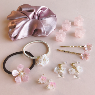 待ち遠しい春をアクセサリーで先取り♪　“１００円で暮らしは楽しくなる“