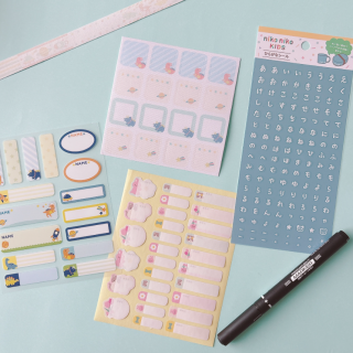 入園入学の準備に。 お気に入りのデザインで楽しい新生活を。　“１００円で暮らしは楽しくなる“