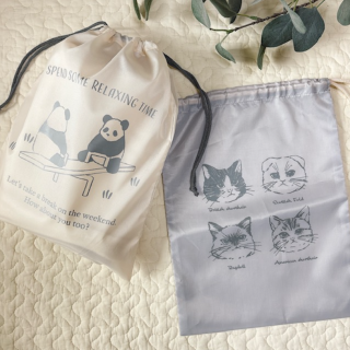 旅行の着替えや靴入れなどいろいろと使える巾着。　“１００円で暮らしは楽しくなる“