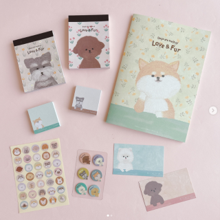 ちょっとシュールでかわいい♡ワンコのデザインシリーズ🦴　“１００円で暮らしは楽しくなる“