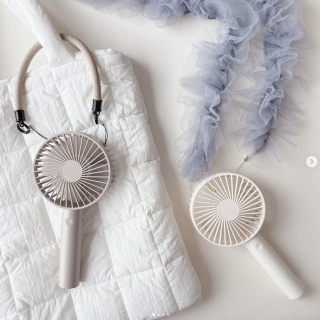 スマホだけじゃない、ハンディファンにぴったりなストラップです。　“１００円で暮らしは楽しくなる“