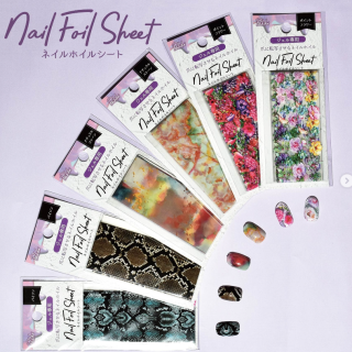 ネイルホイルシートに新柄登場！ ホイルを爪に転写させる専用ジェルを使用して繊細なデザインが簡単に。　“１００円で暮らしは楽しくなる“