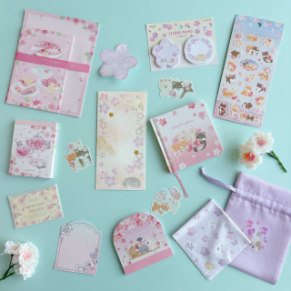 ふんわりやわらかな雰囲気の桜の雑貨🌸 猫や柴犬、文鳥などの動物や、スイーツとの組み合わせも👍　“１００円で暮らしは楽しくなる“