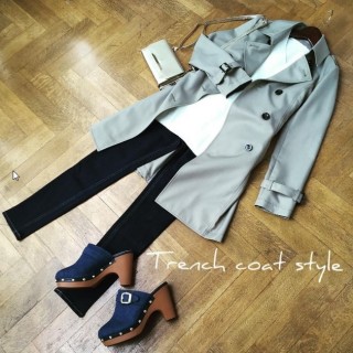 定番のトレンチスタイル！シャイニー小物とカーキトレンチが今年っぽい♪