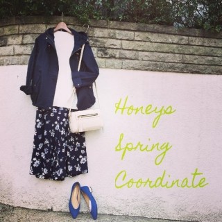 ネイビー花柄のガウチョパンツで大人なミリタリーMixコーデ♡