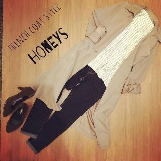 落ち感のあるとろみ素材のトレンチコート😍　シャツを合わせて大人カジュアルに👌❤