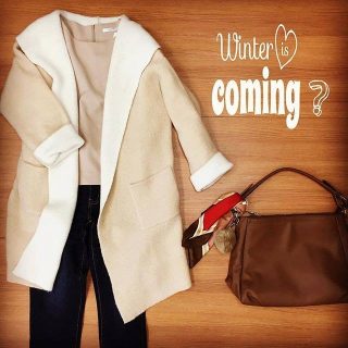 ふわふわな肌触りが心地いいニットガウンの登場です❤ ベージュカラーで優しい印象に😊