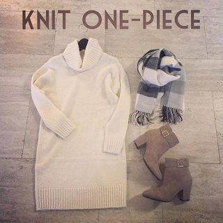ニットワンピのオフタートルデザインが登場✨　ニットワンピのオフタートルデザインが登場✨　スキニーを合わせてカジュアルにまとめるのもgood👌❤