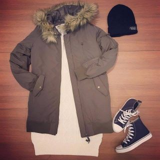 冬のアウター、お取り扱いスタートしています👌❤ ロング丈のブルゾンはフードの取り外しもできて印象を変えられるので着回しいろいろ❤