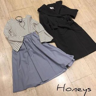 少しくすんだパステルカラーなら冬にもぴったり👌　フレア袖のトップスでレトロ風なコーデに❄❤