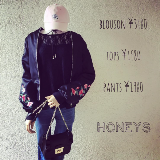 黒い刺繍ブルゾンはクールな印象でカッコいい！レースのトップスやキャップ合わせで可愛さもプラス♡