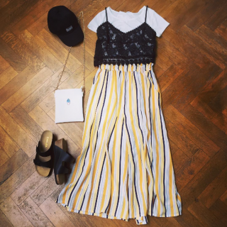 カジュアル派にオススメなマルチストライプのスカーチョを小物でスポーツミックスしたコーディネート♡