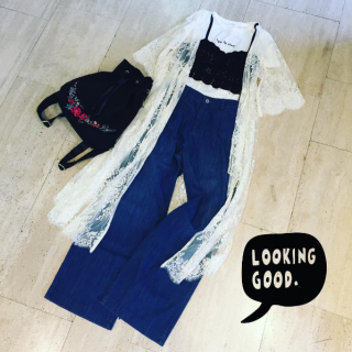 レースガウン大人気です♡　デニム合わせが気軽に着られるからオススメ♡