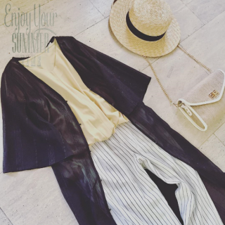 おとななリラックスコーデの羽織にはガウンをプラスするのが今年のオススメ♡