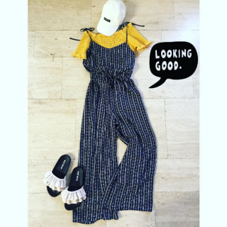 ワイドパンツタイプのオールインワンをカジュアルミックスにコーディネート♡