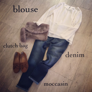 オフィス対応OKのブラウスをデニムでカジュアルダウン♪オンにもオフにも着られる優れもの♡