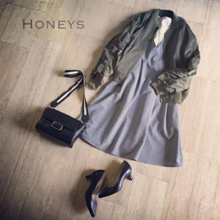 メンズライクなアウターはガーリーコーデに合わせると甘くなりすぎないのでオススメ♡　黒小物で甘辛MIXコーデもすっきりまとまる♪