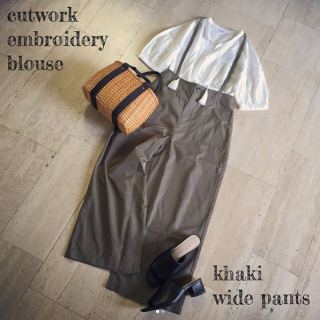フェミニンな刺繍コットンブラウスにカジュアルなカーキのパンツを合わせてナチュラルなスタイリングに。　サスの後ろがリボンになっているので後姿もかわいい♡