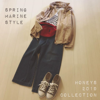 アースカラーのフードジャケットを春マリンなスタイリングに♡ 　ボーダートップスにデニム合わせ+ウエストBagの赤がポイント♪