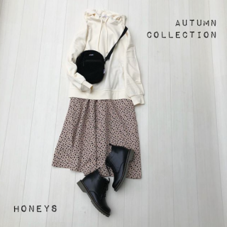 パーカー×柄ボトムでコーディネート♡ ボトムはスカーチョなのでらくちんで安心♪ハードめなブーツを合わせて足元にアクセントを