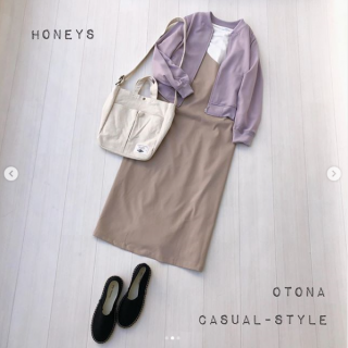 アシメデザインがかわいいジャンスカは長め丈で大人も着やすいデザイン コンパクトサイズのリブブルゾンを合わせて大人のシンプルカジュアルスタイルに