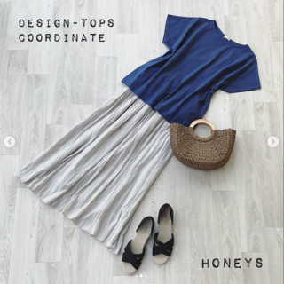 シンプルデザインのトップスは後ろにギャザーが入ったデザインでスタイルアップが狙える1枚♡ UVカット＆接触冷感とこれからの季節にうれしい機能付き