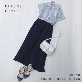 スキッパーデザインのストライプ柄ブラウスはオフィススタイルにぴったりのアイテム パンツ合わせはもちろんロングスカート合わせの女性らしいスタイリングもおすすめ♡