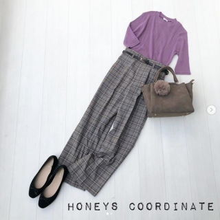 チェック柄＆くすみカラーで季節先取りなコーデ。 気分転換にもなる少しクラシカルなコーデはおうちでWEB会議に参加。。。なんていう時にも ピッタリ。