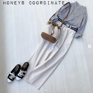 シャツを使ったコーデが新鮮&人気です♡ カジュアルなアイテム同士のコーデでもトップスがシャツなら上品かつインテリジェンスにキマる！