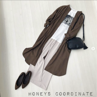 ビターカラーで大人カジュアルスタイル。 シャツワンピースはライトアウターとしても使えるからあると着回しの幅が広がる！