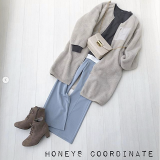 あったかくて軽いボアアウターは１枚はもっていたいアイテム。 しかもロング丈なら今年人気のフレアパンツやロングスカートともバランスを取りやすくてオススメです。