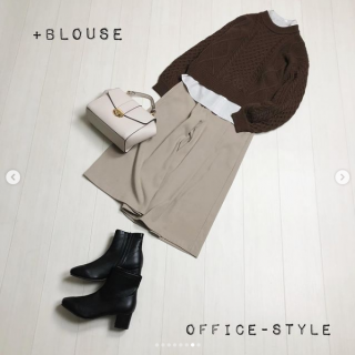 ブラウンのニットでいろんなレイヤードスタイルをご紹介♪ バンドカラーのブラウスをレイヤード 冬素材のガウチョパンツできちんとスタイルに