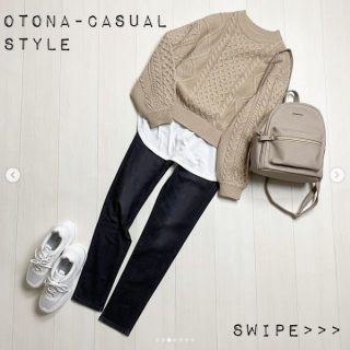 ５アイテムで着回し。 ワンピースが１つあるとスカート風に見せたり着回しの幅が広がる！ 色はベーシックなもので。素材に遊びを効かせたラインナップでカジュアルも甘めもオールジャンル着回し♡