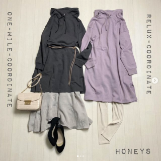 おうち時間に最適なスウェットのパーカーワンピース レギンス合わせでとことんリラックスなコーデはもちろん スカートやコードベルトを合わせればちょっとしたお出かけもOKなコーディネートに