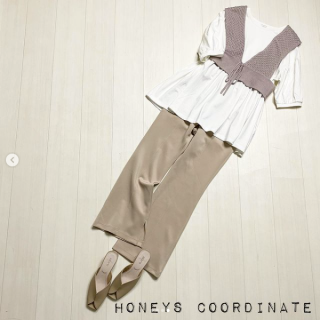 トレンドの重ね着がワンアイテムで解決するセット商品がオススメです！ 新作のビスチェ付きチュニックはビスチェをお手持ちのワンピースに合わせたり、チュニックを単品で使えたり、着回しコーデもしやすい優れもの♡