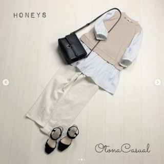 ブラウスとハイネックトップスを重ね着しているように見えるトップスは着るだけでコーデが映える着映えトップス♡ ホワイトデニム合わせでカジュアルに着こなすのもGood！ ブラウス部分は白無地・ストライプ・ギンガムチェックの3タイプ