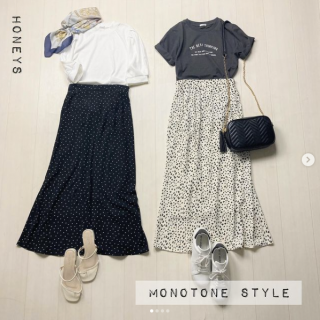 新作スカートのご紹介 総柄のロングスカートはストンとしたシルエットがポイント！ 人気のモノトーンコーデで大人カジュアル＆フェミニンスタイルに
