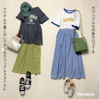 ゆったりサイズのプリントTシャツでスカートスタイル 色合わせや小物使いで大人な印象のコーディネートに