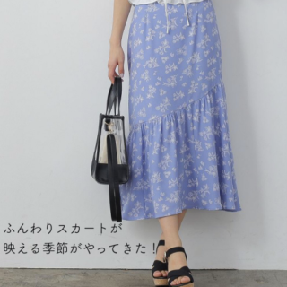 ふんわり揺れるスカートがコーデの主役。 暖かくなってきたから軽やか素材のスカートを着たい！ 切替でシルエットに変化をつけたスカートはカジュアルにもハマるアニマル柄とガーリーにぴったりな花柄の2パターン。